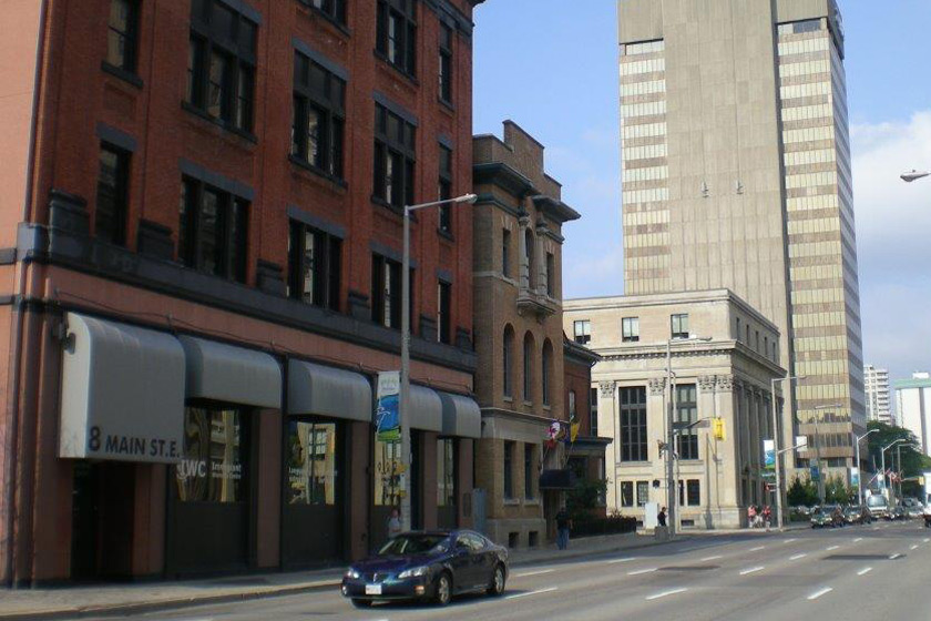 8 Main Street East