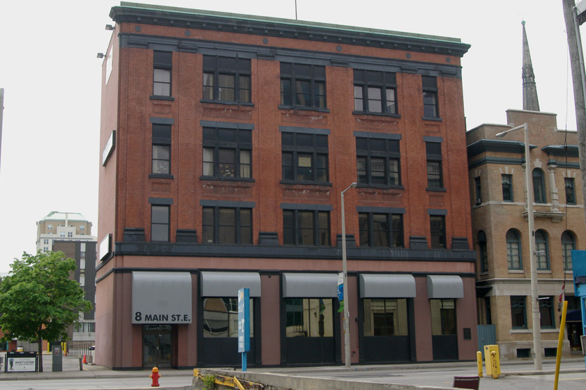 8 Main Street East